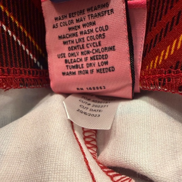 Betsey Johnson Slim Pixie With Chain Pant NWT Size 1 - Picture 7 of 7